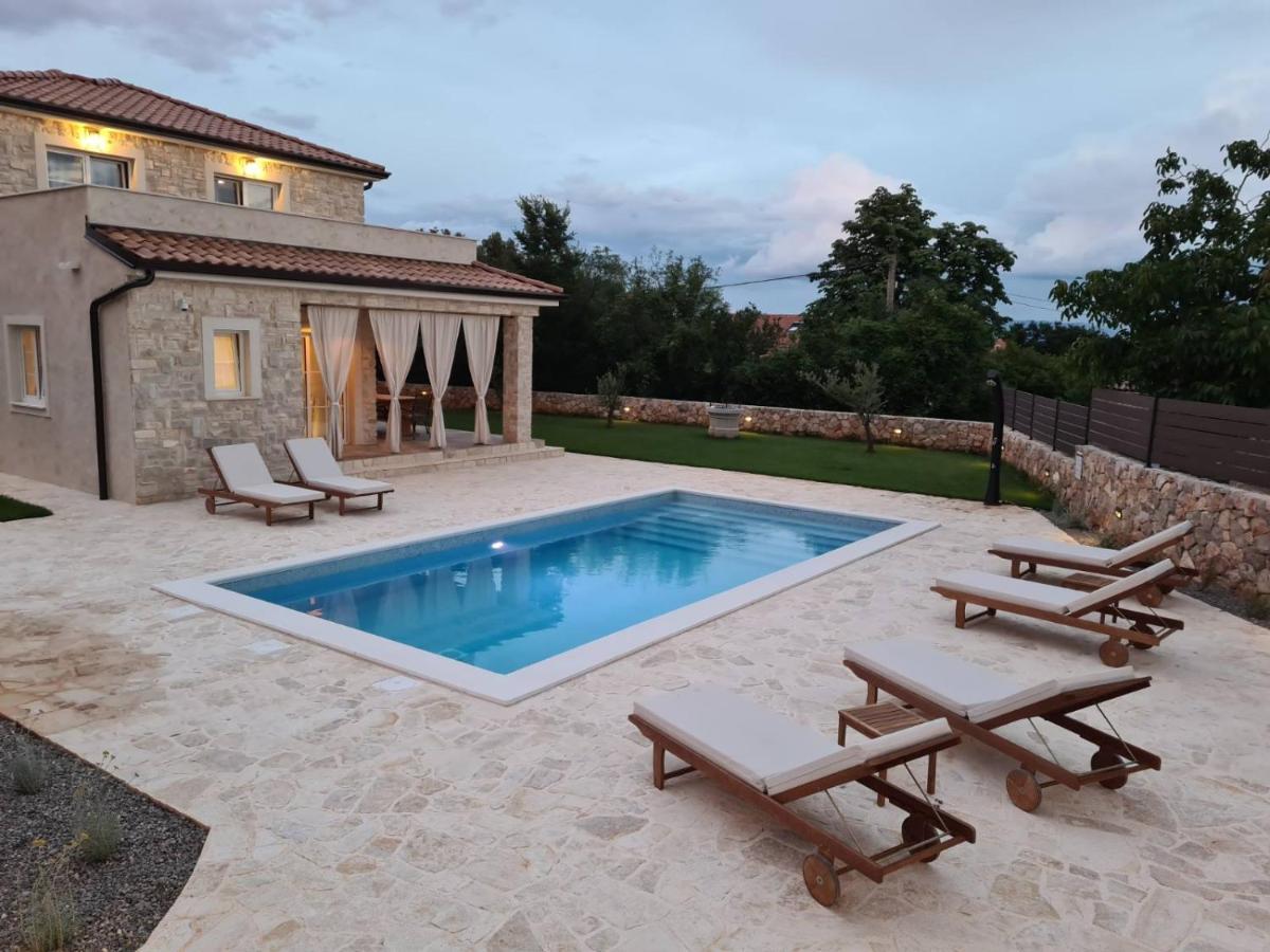 Villa Lulu Kamena Villa S Maslinikom Otok Krk Dobrinj Selo Gostinjac Krk Town Dış mekan fotoğraf