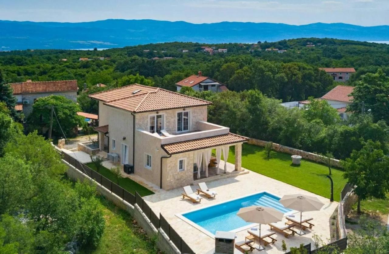 Villa Lulu Kamena Villa S Maslinikom Otok Krk Dobrinj Selo Gostinjac Krk Town Dış mekan fotoğraf